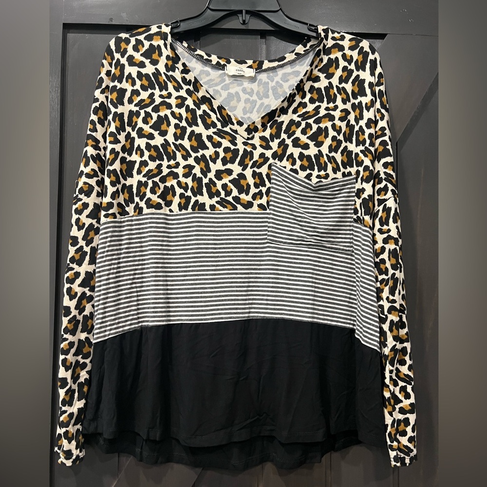Block Pattern Entro Top